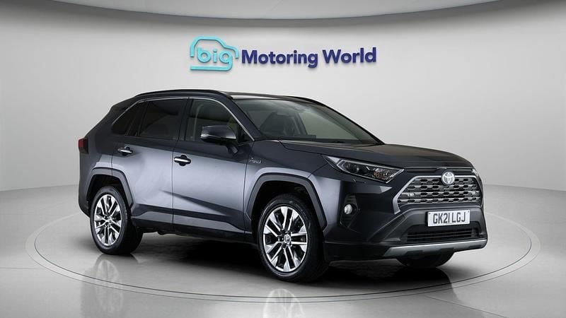 Used Toyota RAV4 Hybrid 219 HP (161 kW) 2021 Grey SUV