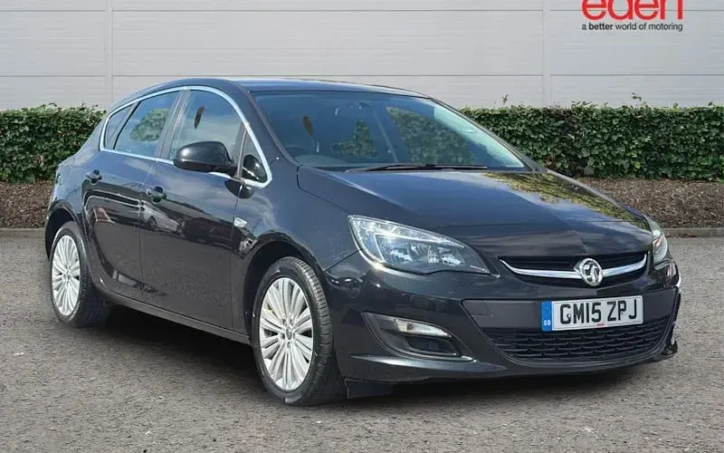 Used Vauxhall Astra Excite 101 HP (74 kW) 2015 Hatchback