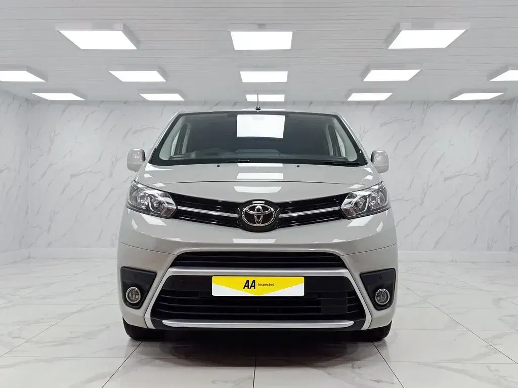 Used Toyota Proace Verso City 180 HP (132 kW) 2019 Silver Estate