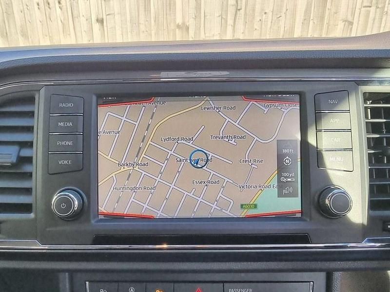 Used Seat Ateca SE Technology 115 HP (84 kW) 2018 Blue SUV