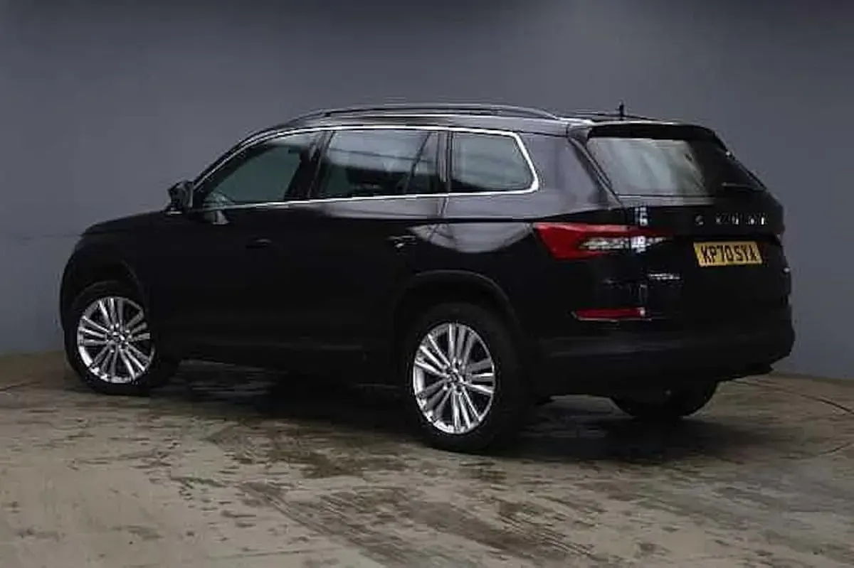Used Skoda Kodiaq SE L 187 HP (137 kW) 2021 Black magic pearl effect SUV