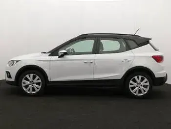 Używany Seat Arona SE Technology 95 KM (69 kW) 2019 Biały SUV