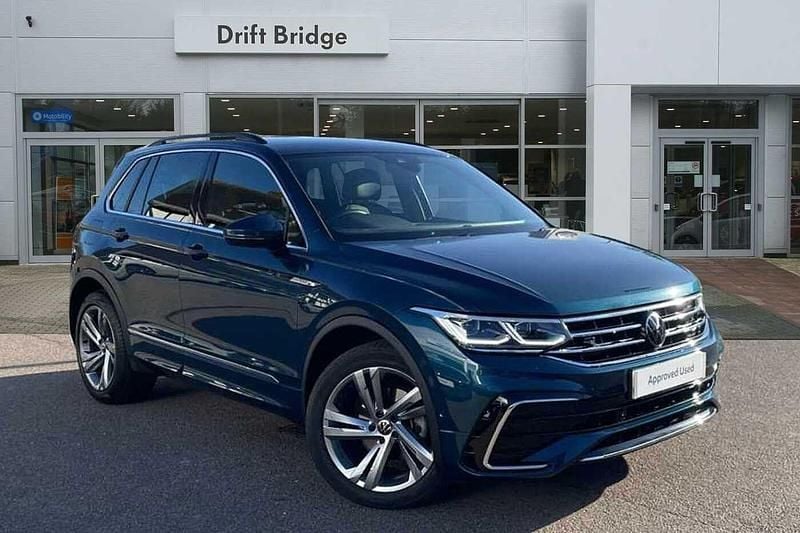 Blue Used 2024 VW Tiguan R-line SUV | £28,795 (Fair price) - Image 1/4