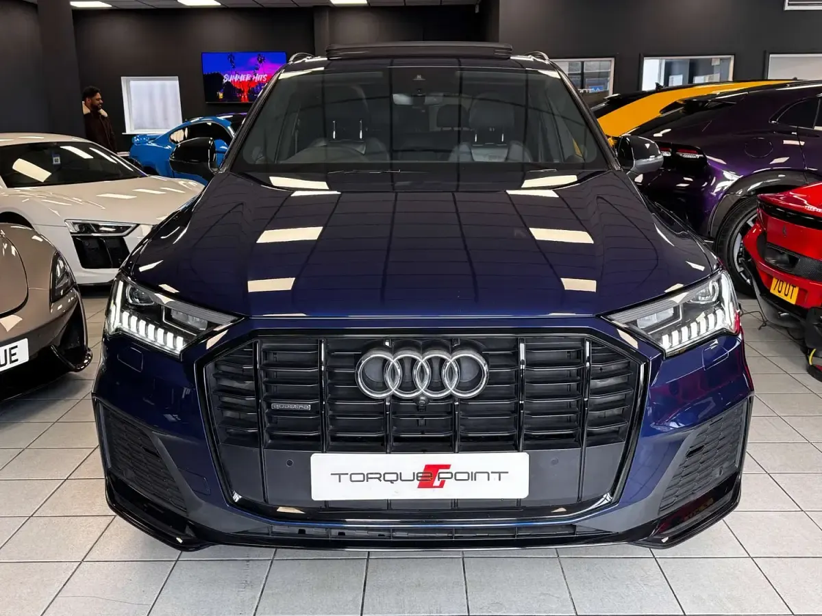 Used Audi Q7 Black Edition 286 HP (210 kW) 2021 Blue SUV