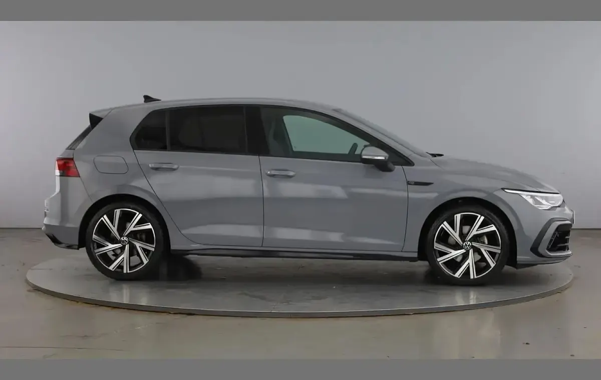 Used VW Golf VIII R-line 147 HP (108 kW) 2024 Grey Hatchback