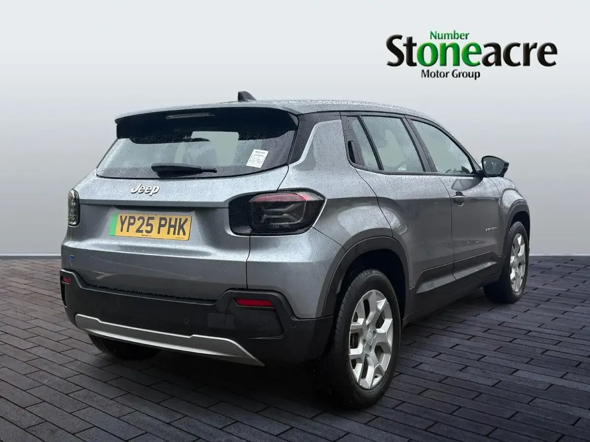 Used Jeep Avenger Altitude 114 kW (156 HP) 2025 Grey SUV