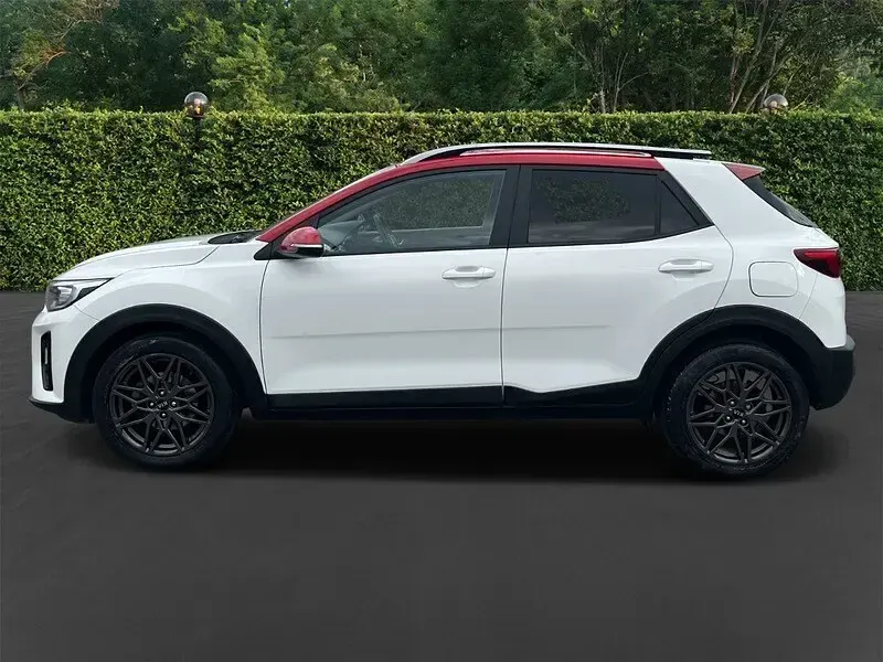 Used Kia Stonic 118 HP (86 kW) 2020 White SUV