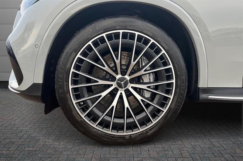 Used Mercedes GLC43 AMG Premium 421 HP (309 kW) 2024 Alpine grey Estate