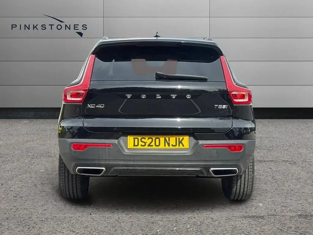 Used Volvo XC40 R-Design Pro 2020 Black SUV