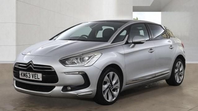 Used Citroën DS5 160 HP (117 kW) 2013 Silver Hatchback