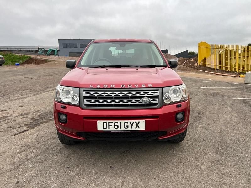 Used Land Rover Freelander 2 S 150 HP (110 kW) 2012 Red SUV