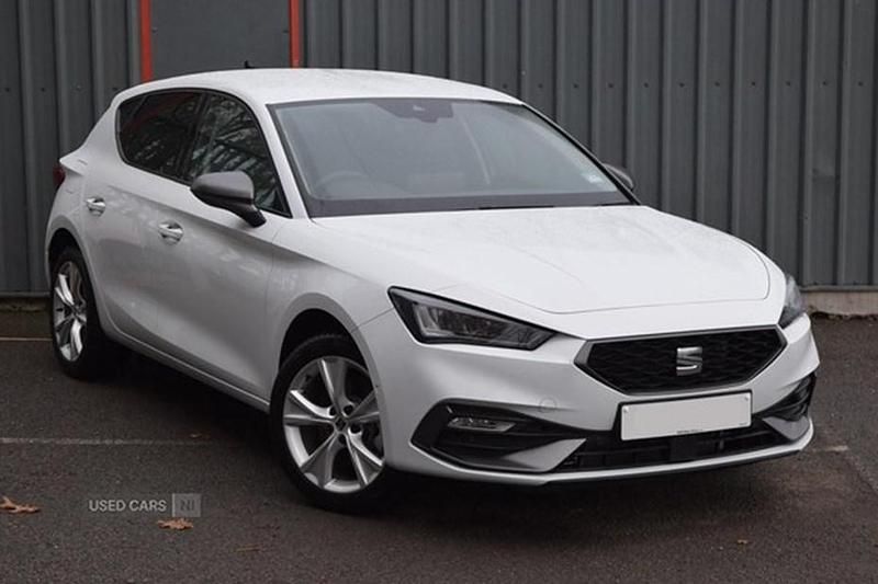 White New 2025 Seat Leon FR Hatchback | £25,995 - Image 1/1