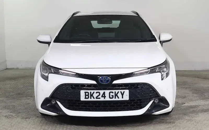 Used Toyota Corolla 140 HP (102 kW) 2026 Estate