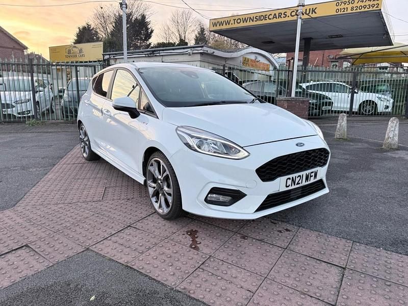 Usado Ford Fiesta ST-Line X 2021 Blanco Utilitario