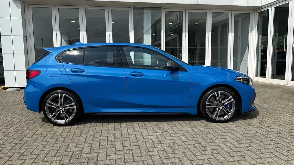 Used BMW M135 Shadowline 302 HP (222 kW) 2024 Blue Hatchback