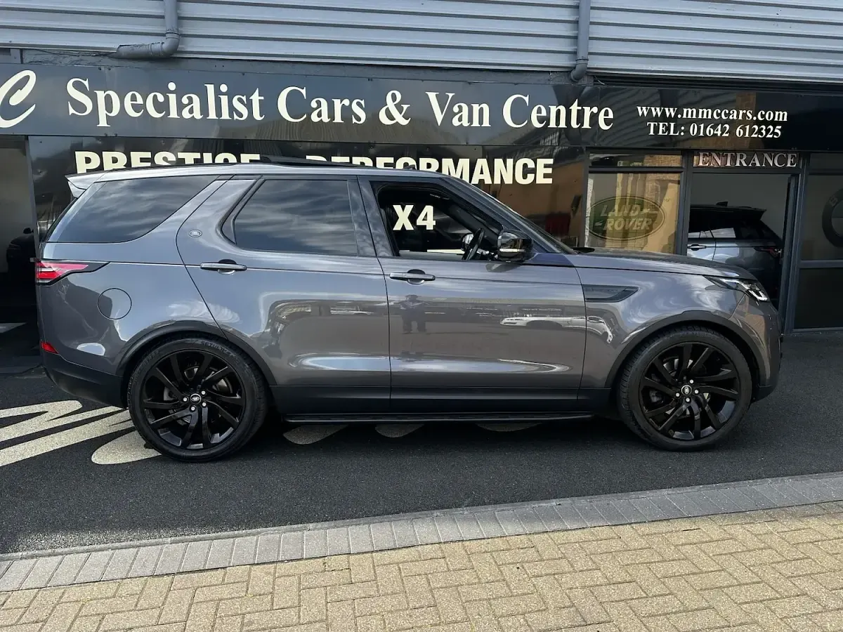 Used Land Rover Discovery HSE Luxury 254 HP (186 kW) 2017 Grey SUV