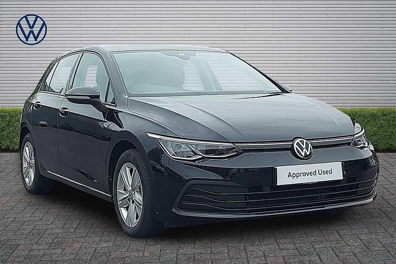 Used VW Golf VIII Life 130 HP (95 kW) 2022 Black Hatchback