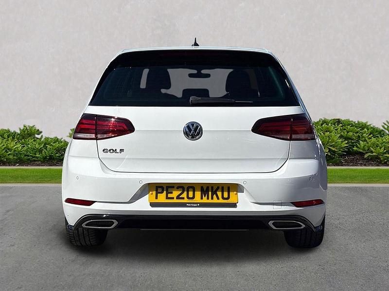 Used VW Golf VII R-line Edition 150 HP (110 kW) 2020 White Hatchback