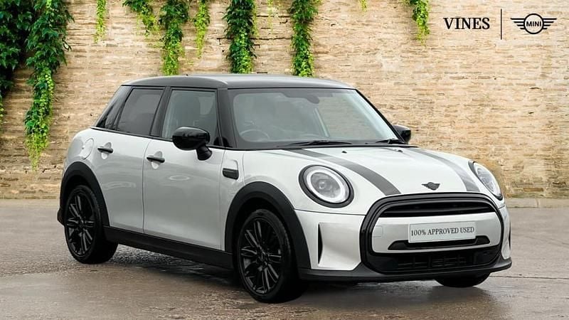 Used Mini Cooper Exclusive 136 HP (100 kW) 2022 Silver Hatchback