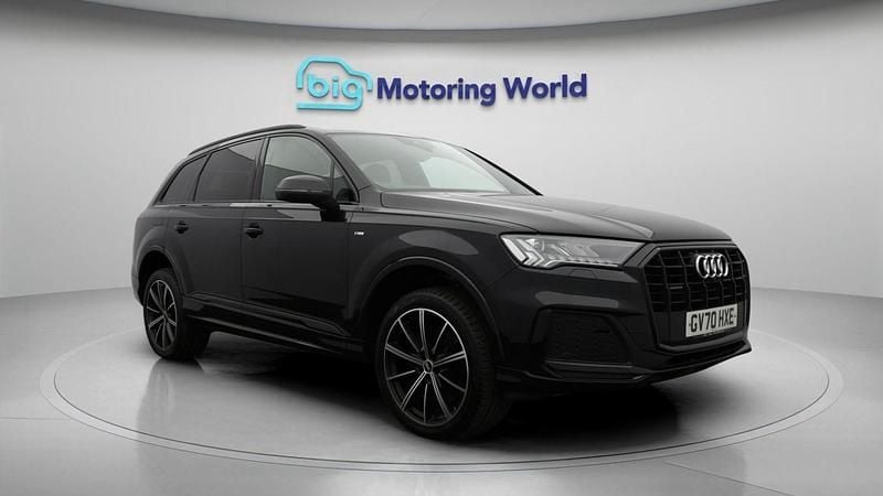 Black Used 2021 Audi Q7 S-Line SUV | £39,000 (Fair price) - Image 1/4