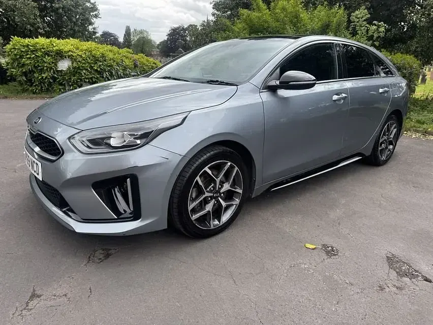 Used Kia ProCeed GT-Line 138 HP (101 kW) 2019 Silver Estate