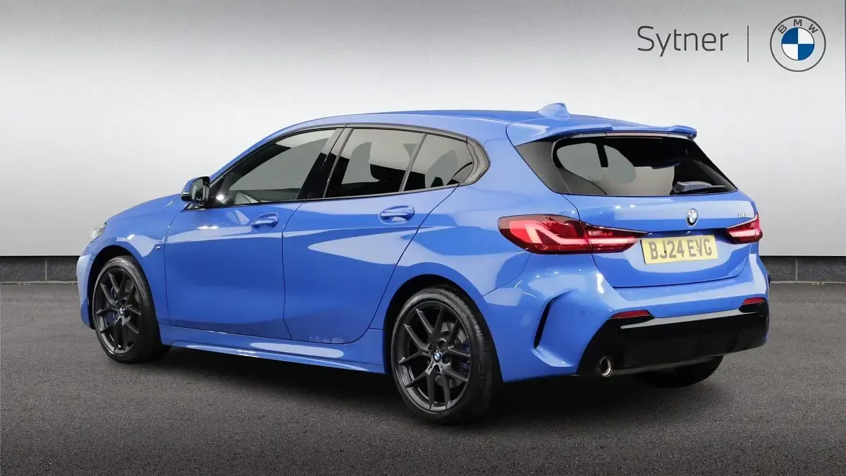 Used BMW 118 M Sport 134 HP (98 kW) 2024 Blue Hatchback