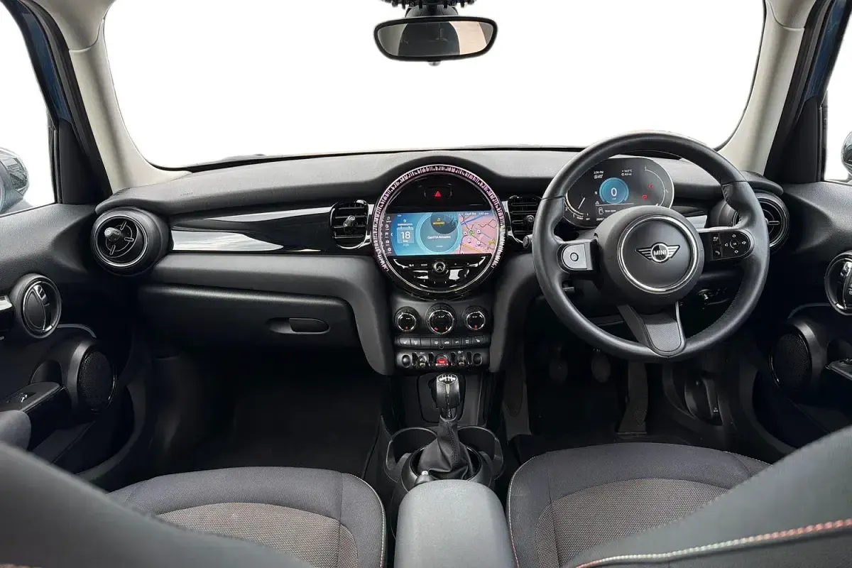 Used Mini Cooper Comfort 136 HP (100 kW) 2021 Blue Hatchback