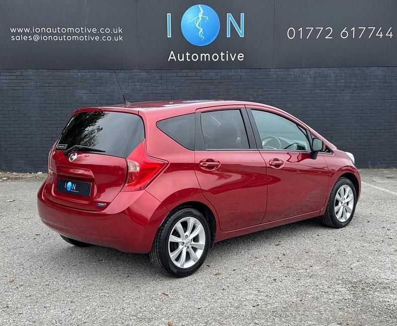 Used Nissan Note Tekna 90 HP (66 kW) 2014 Red MPV