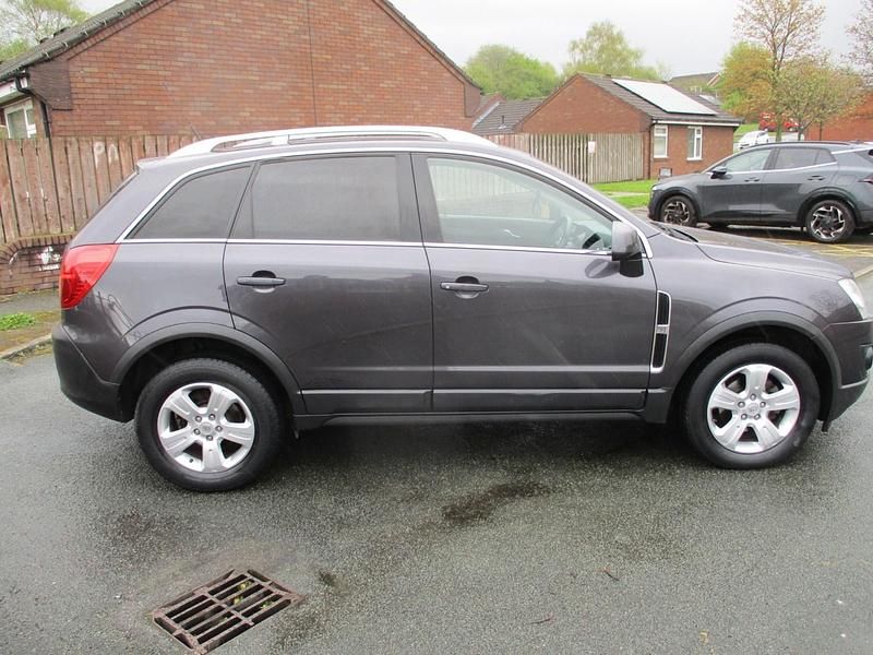 Used Vauxhall Antara 163 HP (119 kW) 2015 Grey SUV