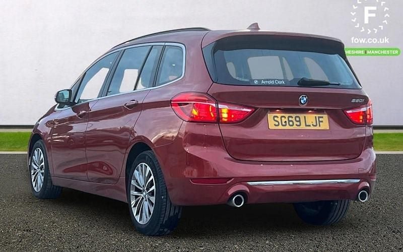 Used BMW 220 Luxury Line 192 HP (141 kW) 2019 Orange Estate