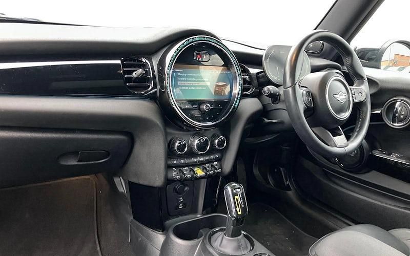 Used Mini Cooper Level 3 135 kW (184 HP) 2023 Hatchback