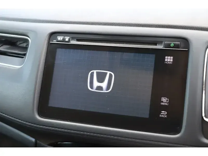 Used Honda HR-V SE 130 HP (95 kW) 2016 Metallic dark grey SUV