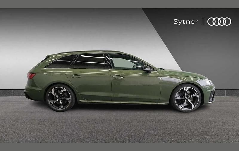 Used Audi S4 Black Edition 336 HP (247 kW) 2024 Green Estate