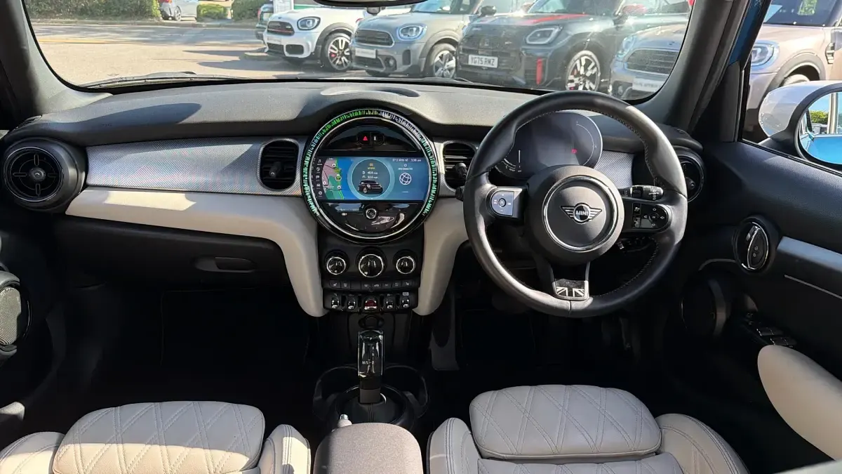 Used Mini Cooper Exclusive 136 HP (100 kW) 2023 Island blue Hatchback