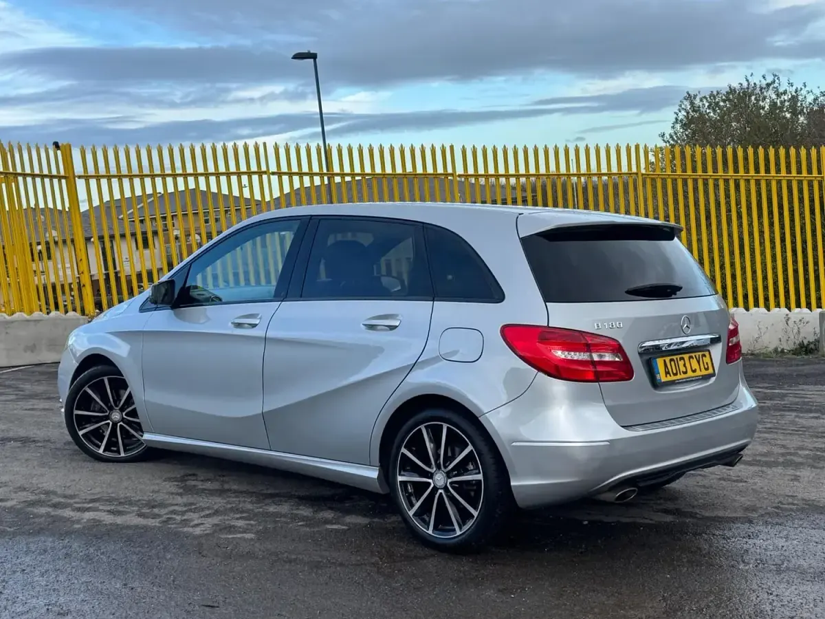 Used Mercedes B180 2013 Silver MPV