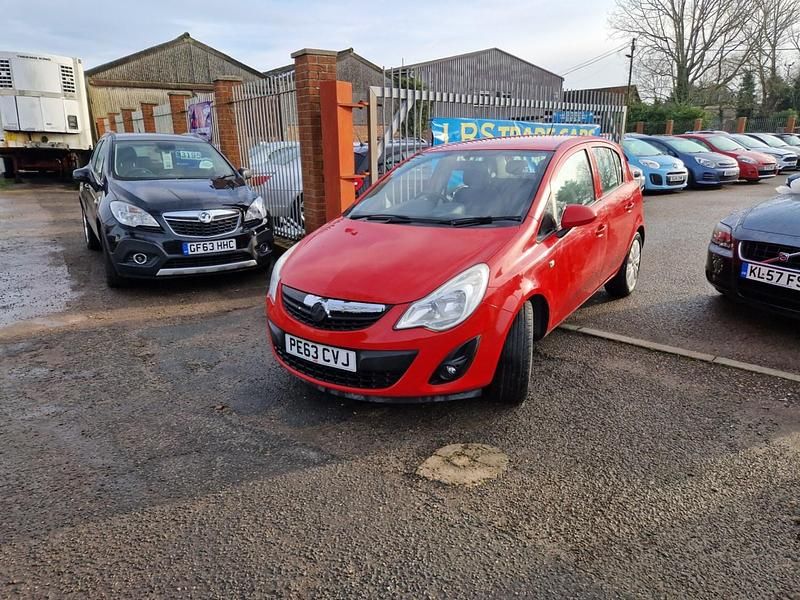 Used Vauxhall Corsa 2013 Red Hatchback
