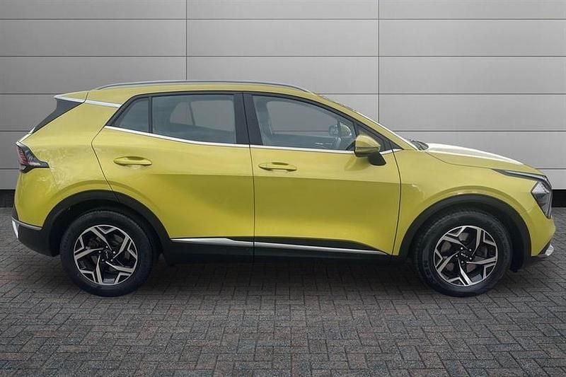 Used Kia Sportage 148 HP (108 kW) 2023 Yellow SUV