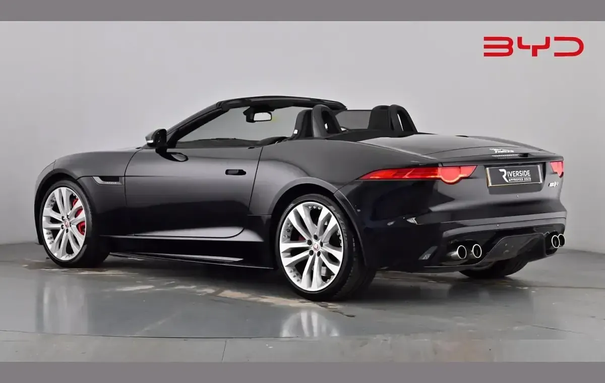 Used Jaguar F-Type R 550 HP (404 kW) 2016 Black Cabriolet
