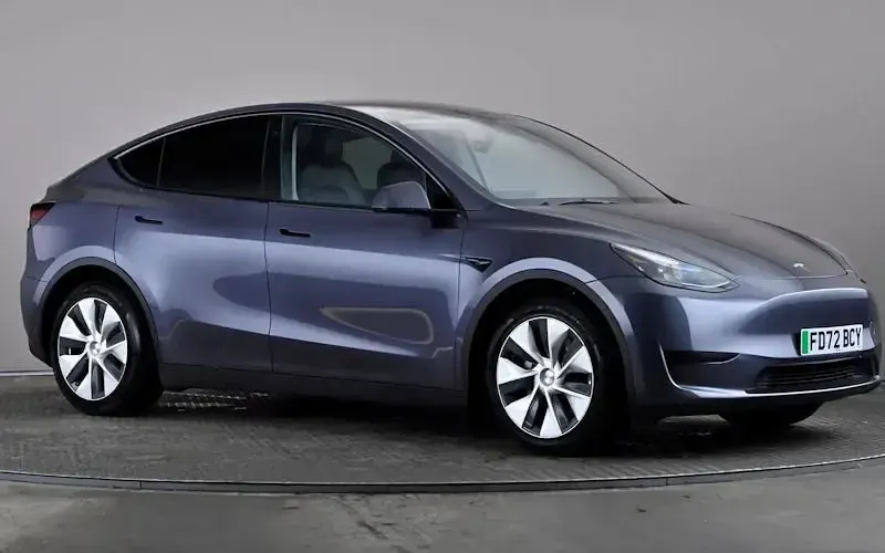 Used Tesla Model Y Standard Range 219 kW (299 HP) 2024 SUV