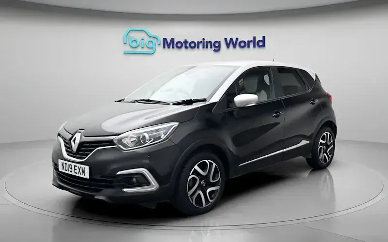 Used Renault Captur Iconic 150 HP (110 kW) 2019 Black and silver SUV