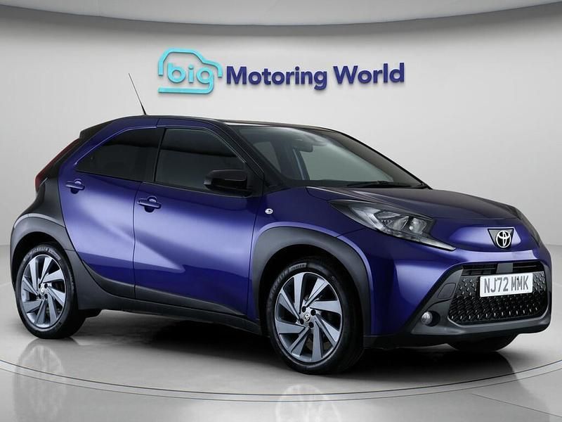 Blue Used 2022 Toyota Aygo Hatchback | £12,200 (Fair price) - Image 1/4