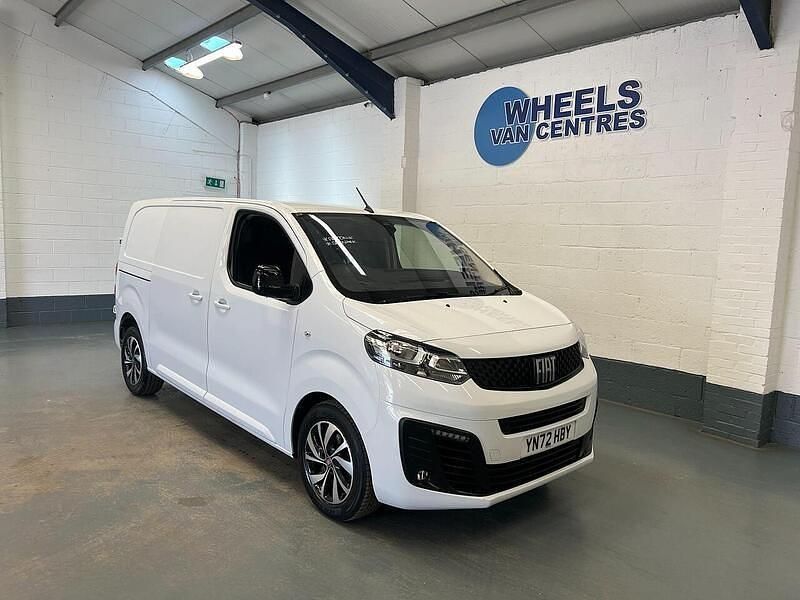 Used Fiat Scudo Business 145 HP (106 kW) 2022 White Van