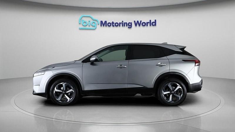 Used Nissan Qashqai N-Connecta 140 HP (102 kW) 2023 Silver SUV