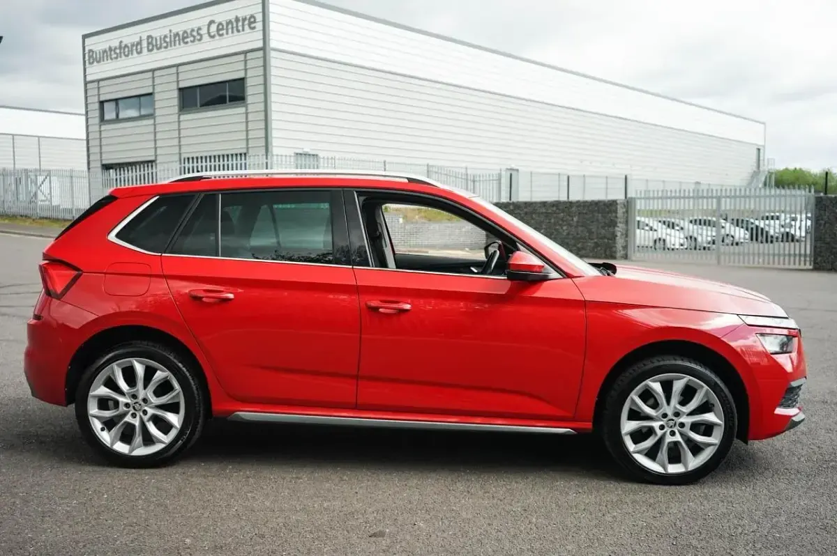 Used Skoda Kamiq SE L 108 HP (79 kW) 2021 Red SUV