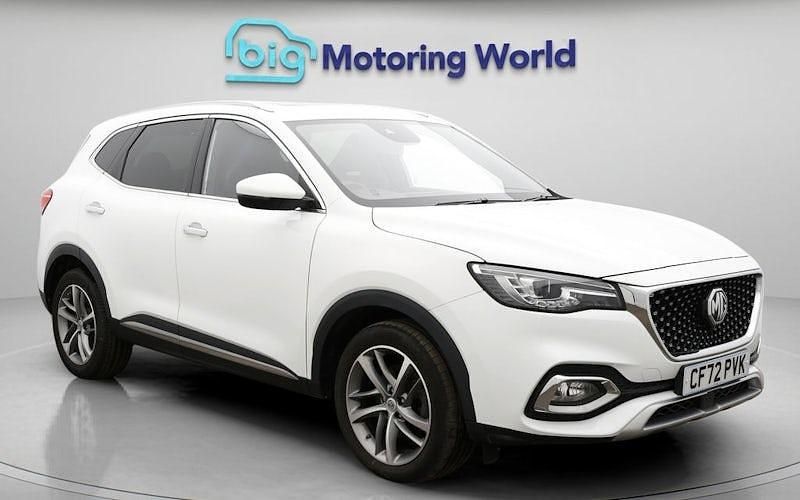 White Used 2023 MG HS Exclusive SUV | £16,300 (Fair price) - Image 1/4