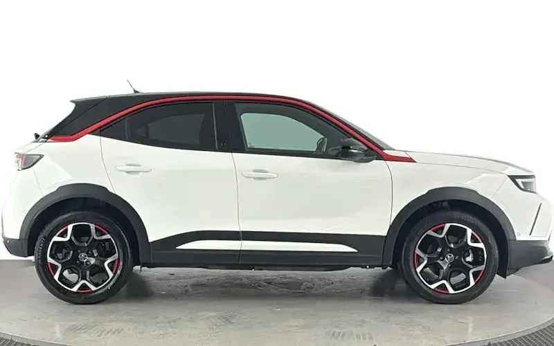 Usata Vauxhall Mokka SRi 100 kW (136 CV) 2025 SUV