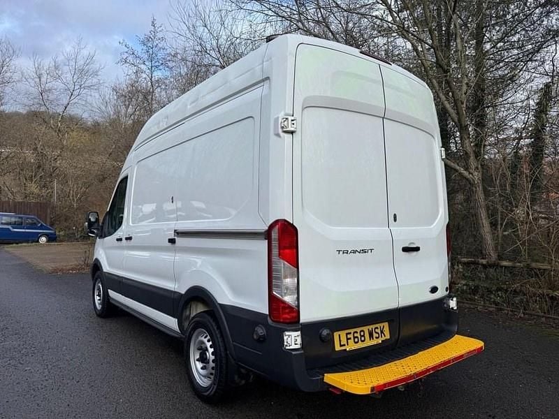 Used Ford Transit 130 HP (95 kW) 2018 White Van