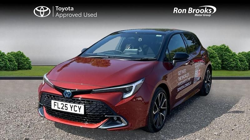 Used Toyota Corolla 2025 Bronze Hatchback