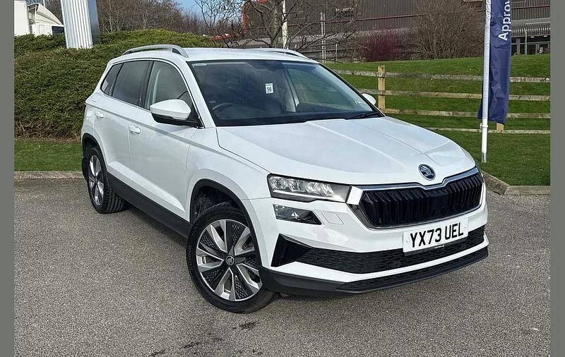 Used Skoda Karoq SE L 147 HP (108 kW) 2023 Moon white metallic SUV