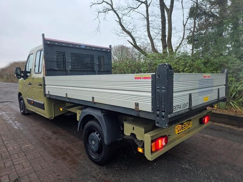 Used Renault Master Business 145 HP (106 kW) 2019 White Cabriolet